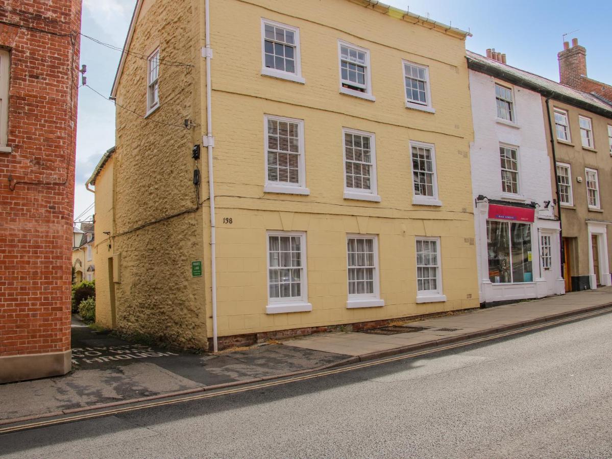 Ferienwohnung 138C Old Star&Garter Mews Ludlow Exterior foto